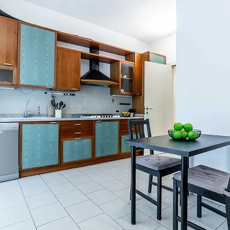 Apartamento Joivy Lovely And Inviting Flat With Balcony *